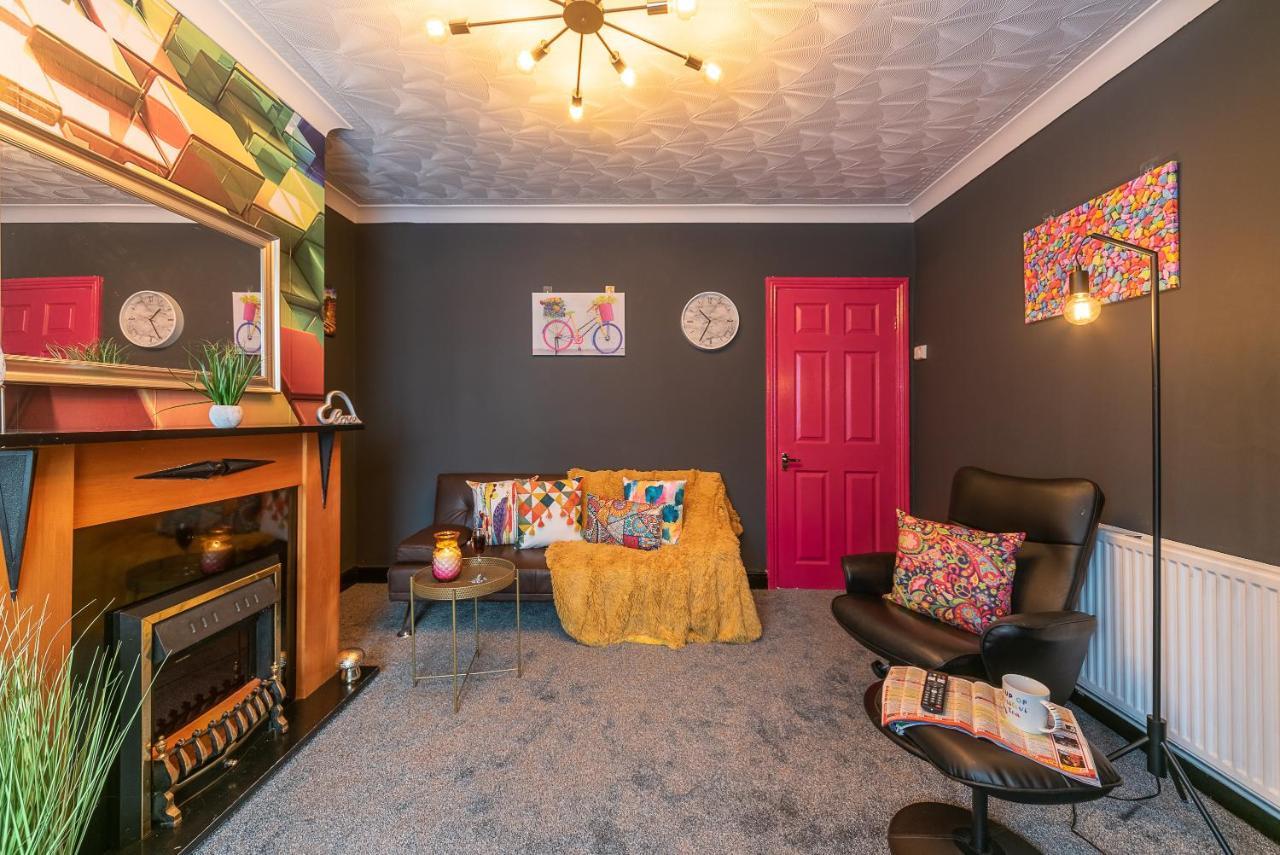 J'S Home Away From Home Fresh 2 Bedroom Garden Parking Kingston upon Hull Eksteriør bilde