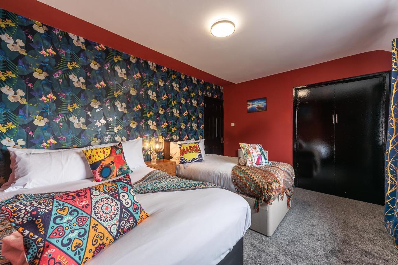 J'S Home Away From Home Fresh 2 Bedroom Garden Parking Kingston upon Hull Eksteriør bilde