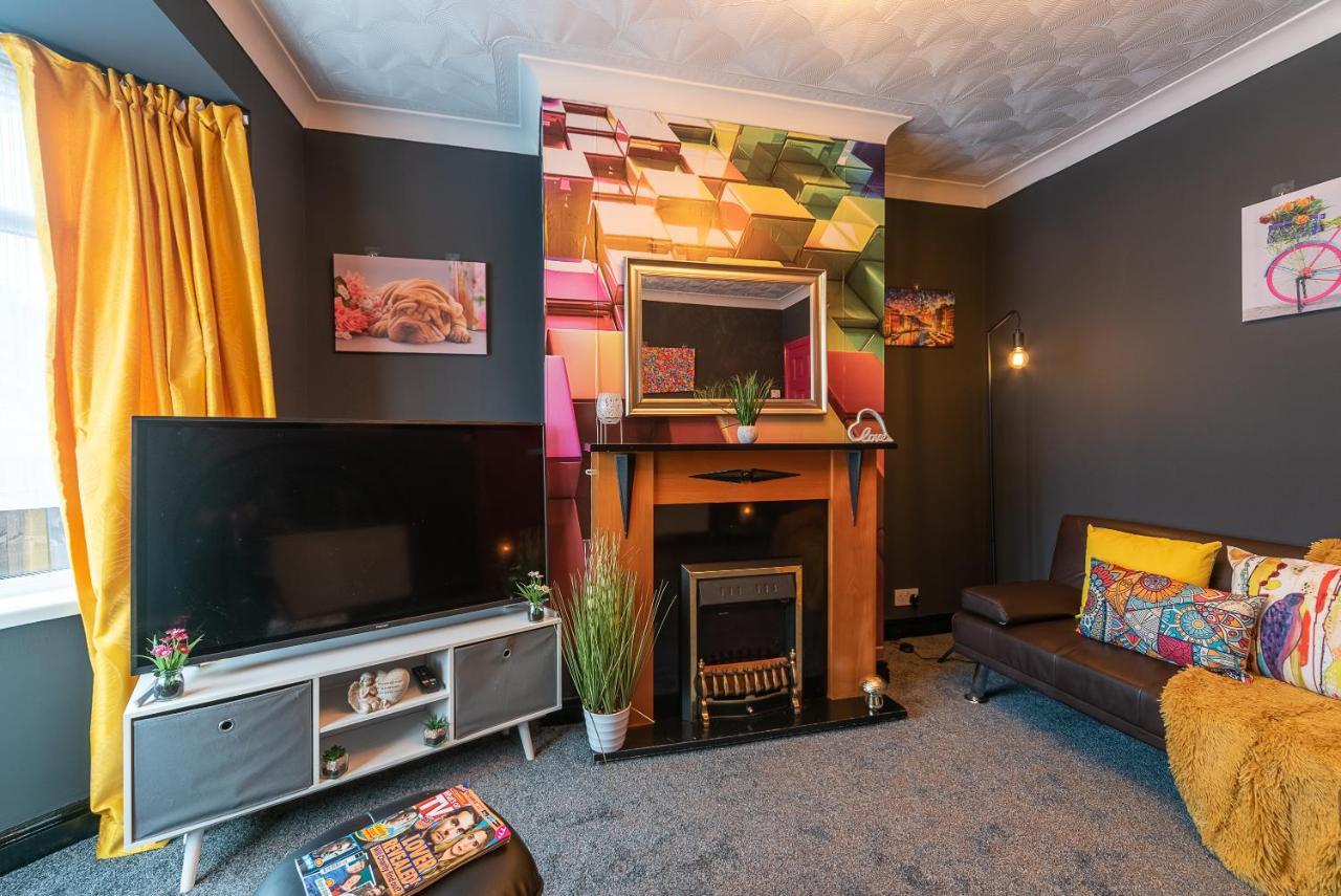 J'S Home Away From Home Fresh 2 Bedroom Garden Parking Kingston upon Hull Eksteriør bilde