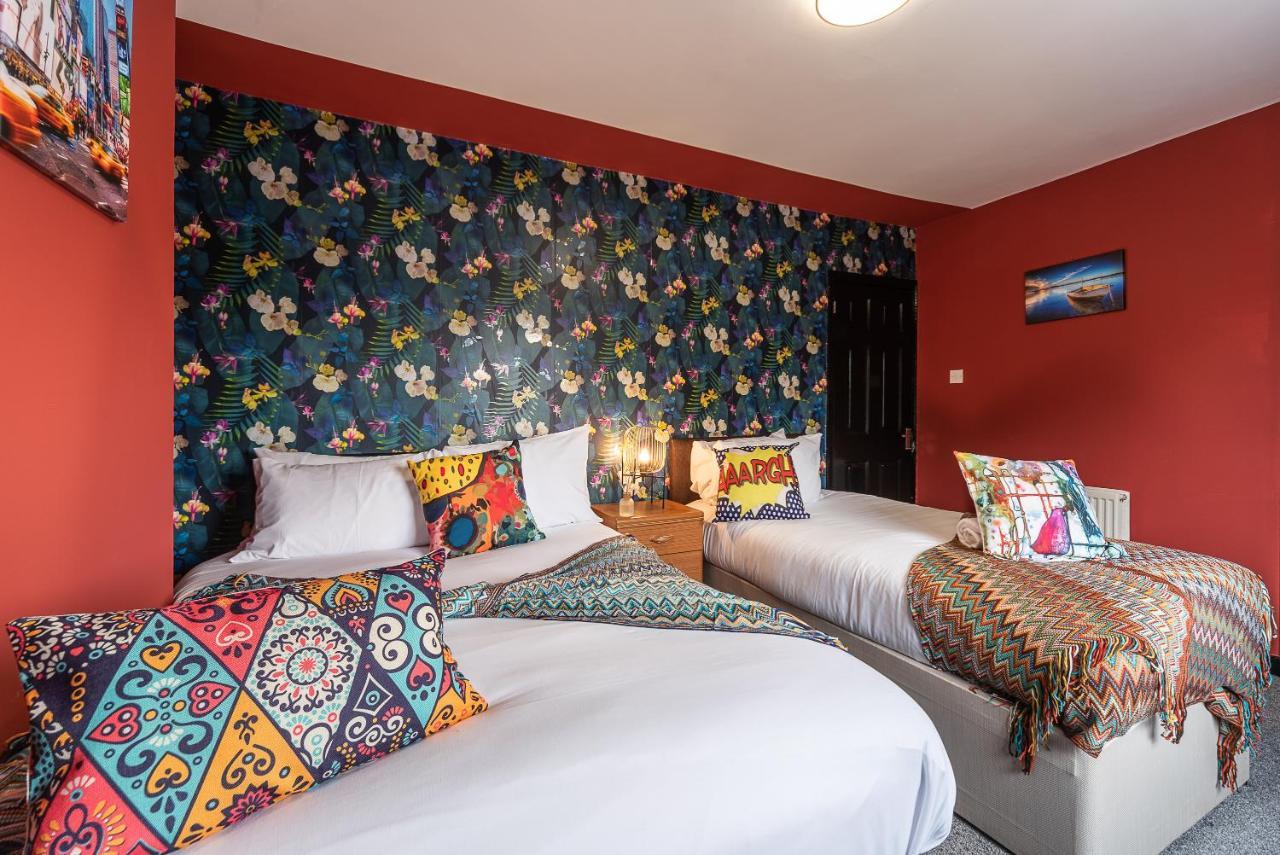 J'S Home Away From Home Fresh 2 Bedroom Garden Parking Kingston upon Hull Eksteriør bilde
